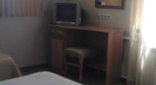 Гостиница Volna Guest House Адлер Двухместный номер с 2 отдельными кроватями-3