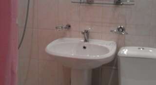 Гостиница Volna Guest House Адлер Двухместный номер с 2 отдельными кроватями-1
